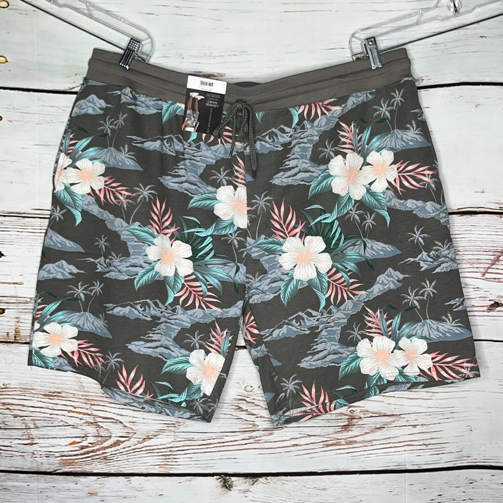 No Boundaries NWT Size 2XL Gray - Tropical Floral Print Lounge Shorts